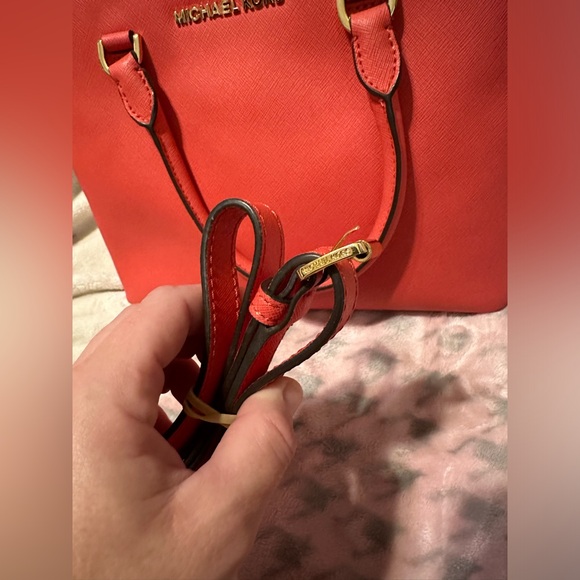 Michael Kors handbag - Picture 6 of 16